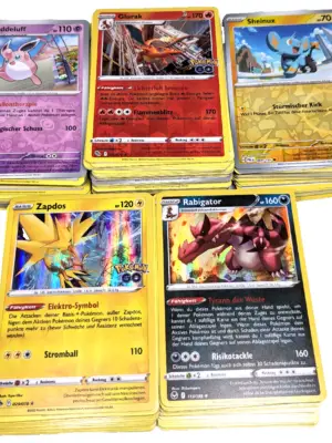 Pokemon Sammlung mit Holo & Glitzerkarten