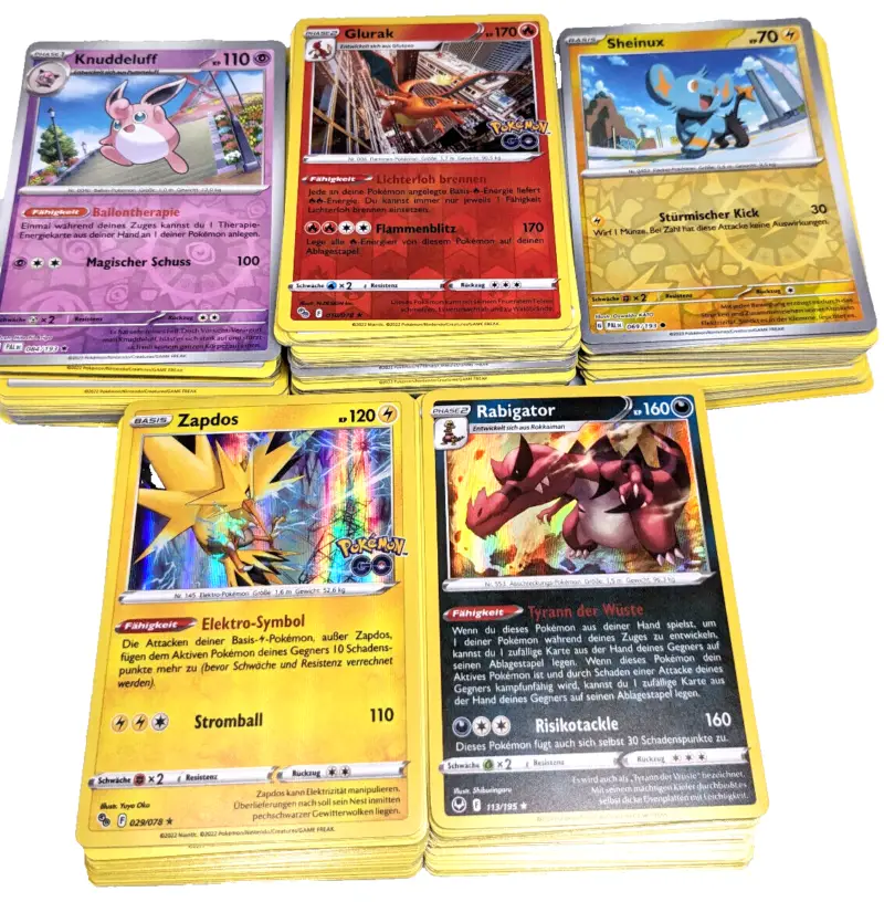 Pokemon Sammlung mit Holo & Glitzerkarten